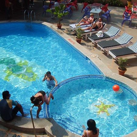 Oyo 7216 Kris Resort Гоа Екстер'єр фото